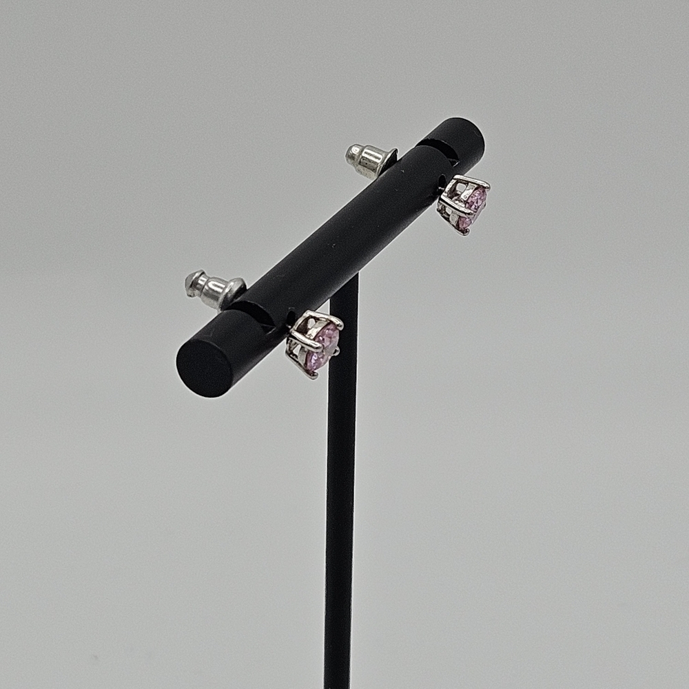 light pink crystal stud earrings - Picture 3 of 4